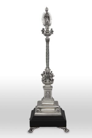 Monumento de la Virgen del Triunfo