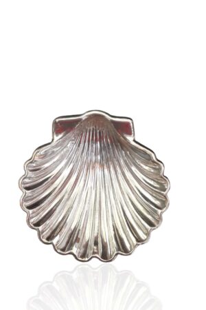 Concha de bautismo sin cruz. Plata